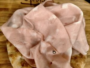 Dedicata a Bologna: la pizzetta Pura con mortadella Bidinelli