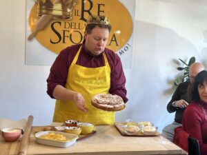 Chiusura in dolcezza con la torta di tagliatelline, un dessert antico